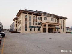 白蒲鎮(zhèn)全新鋼結(jié)構(gòu)廠房，層高15米，10噸行車各種大車可進(jìn)
